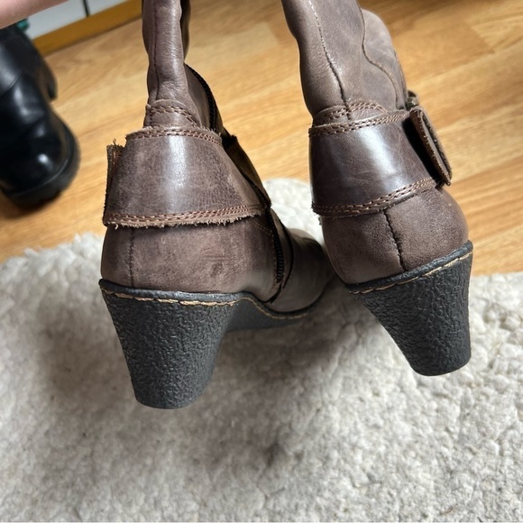 B.O.C. Brown Leather Buckle Detail Interior Zip Chunky Block Wedge Heel Boots - Picture 7 of 12